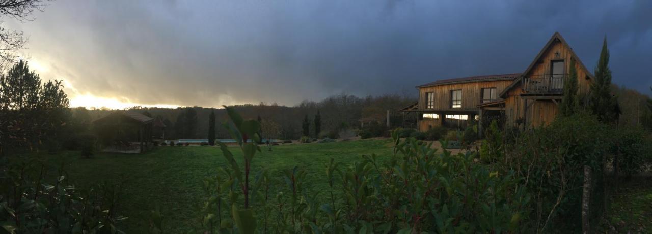 Bed and Breakfast Le Lion D'Or En Perigord Mauzac-et-Grand-Castang Экстерьер фото