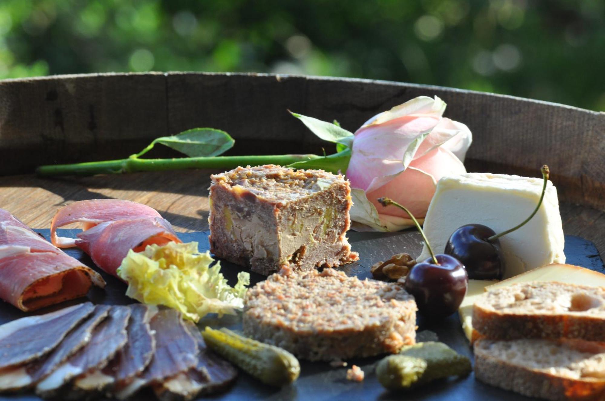 Bed and Breakfast Le Lion D'Or En Perigord Mauzac-et-Grand-Castang Экстерьер фото
