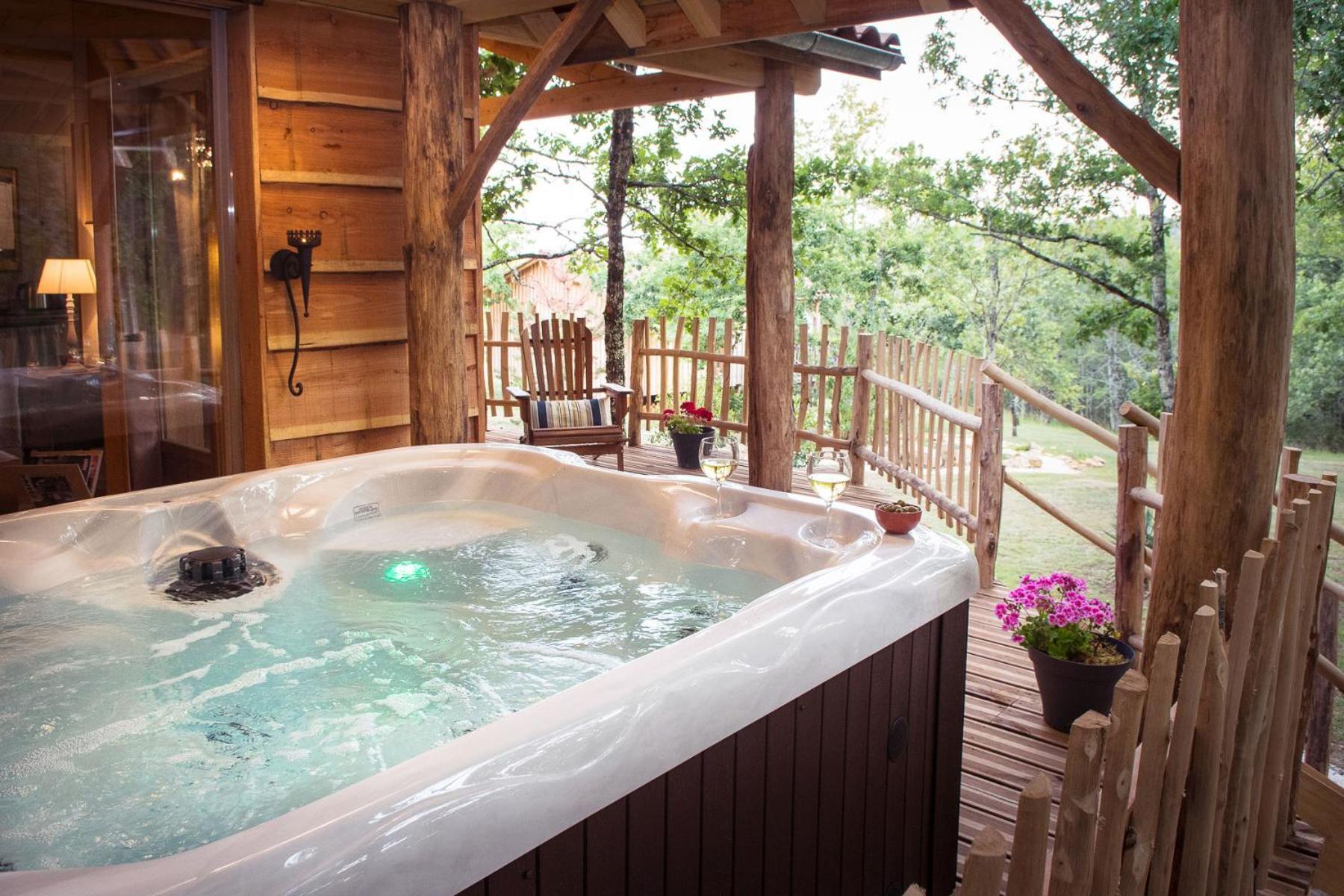 Bed and Breakfast Le Lion D'Or En Perigord Mauzac-et-Grand-Castang Экстерьер фото